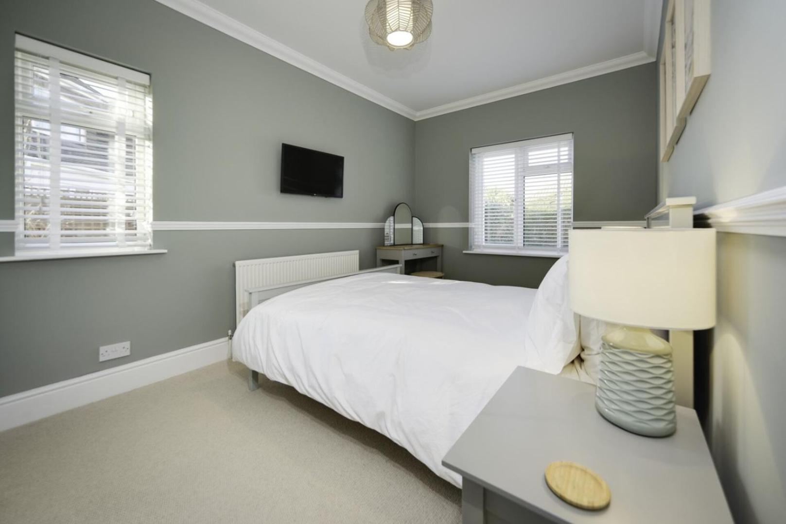 Super 5 Bedroom Family Friendly Retreat Rustington Littlehampton Exterior foto