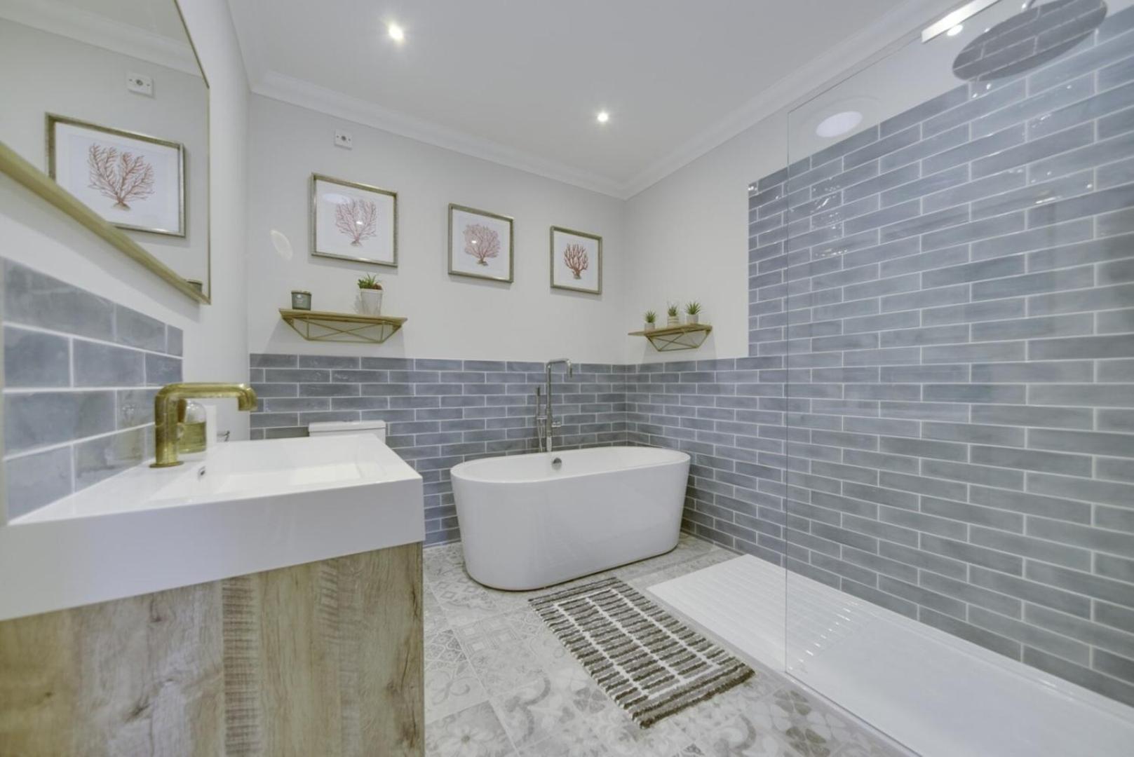 Super 5 Bedroom Family Friendly Retreat Rustington Littlehampton Exterior foto